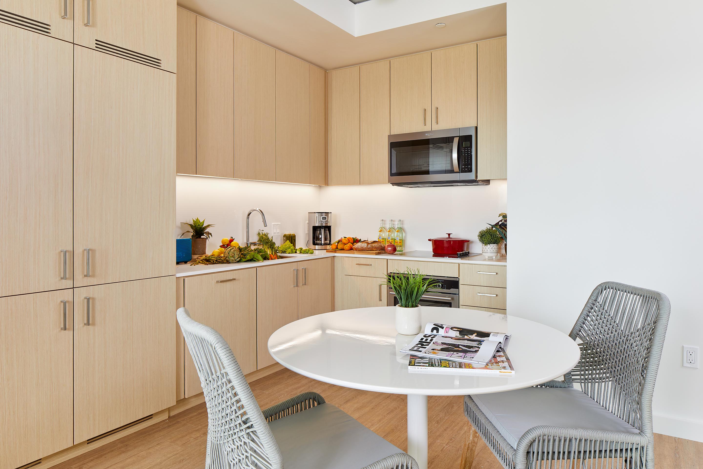 Apartment dining room kitchen