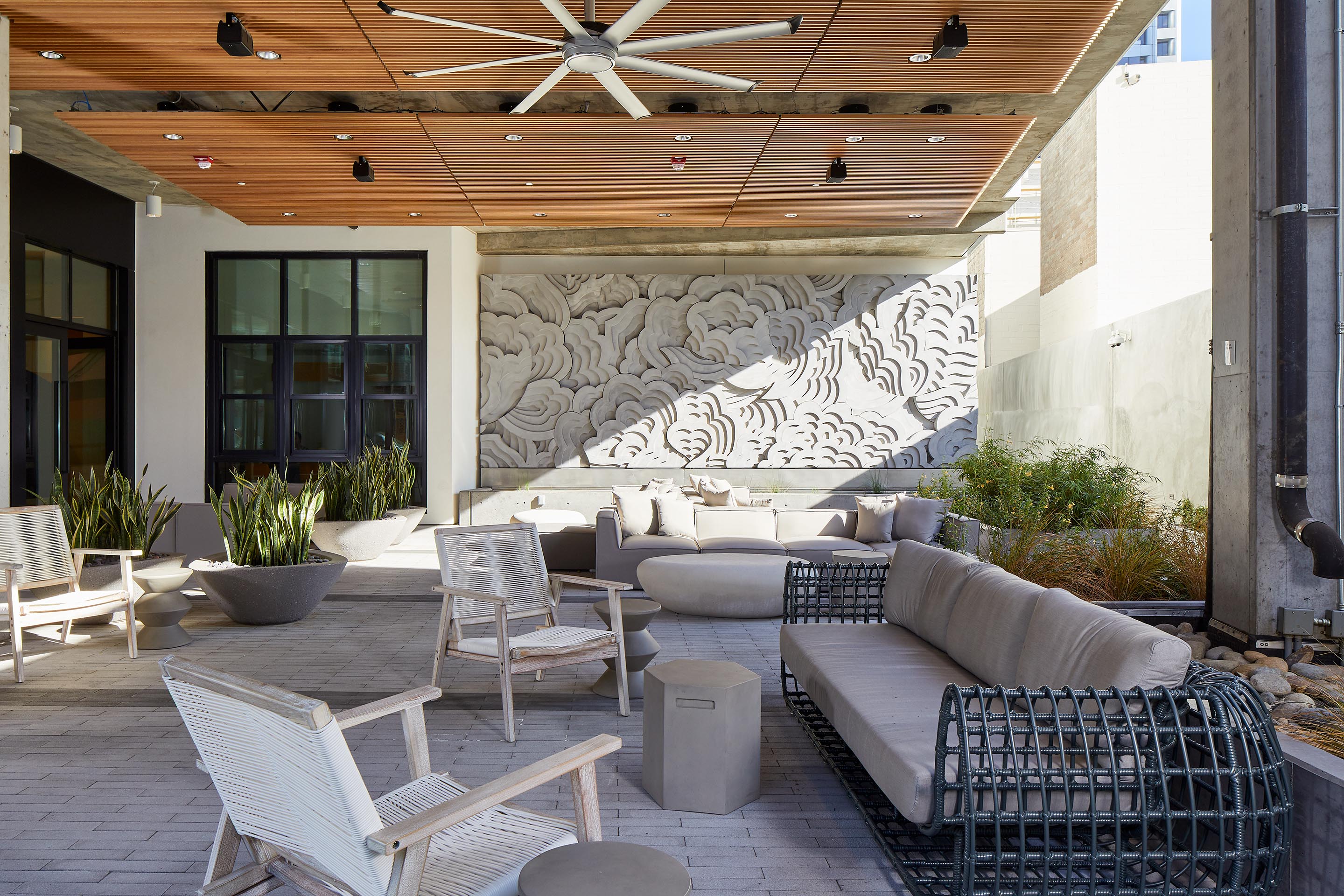 Patio with Public Art | ZO Downtown Oakland Apartments